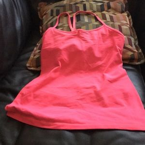 Lululemon tank